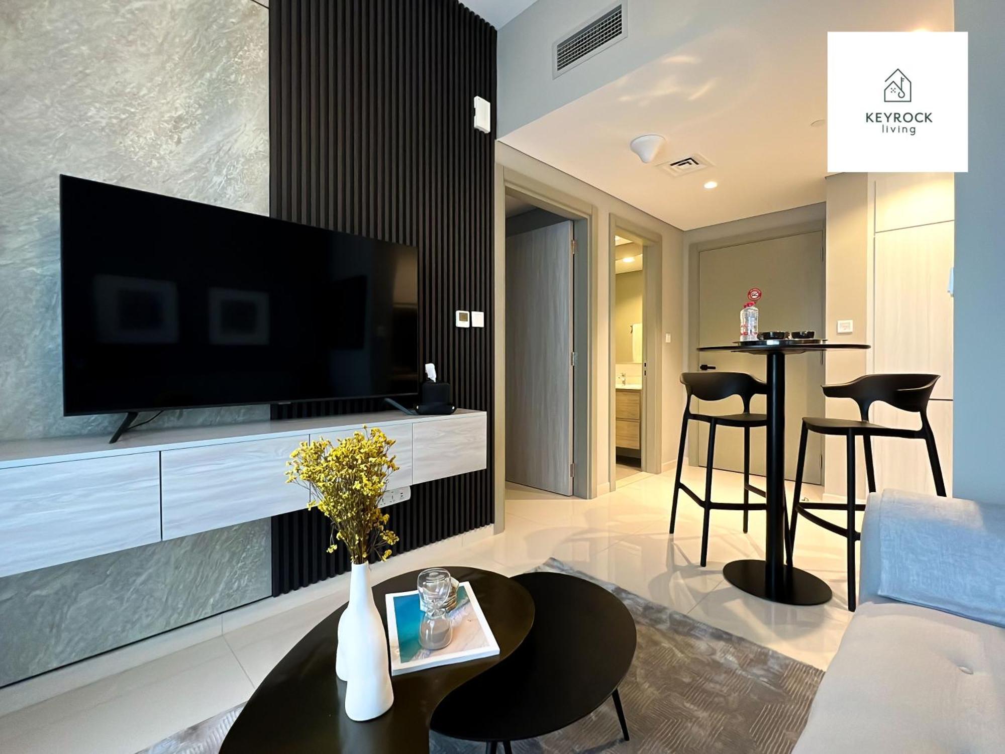 Keyrock Living - 1 Bedroom - Business Bay - Near Metro Station - Zada Tower Apartment Dubai