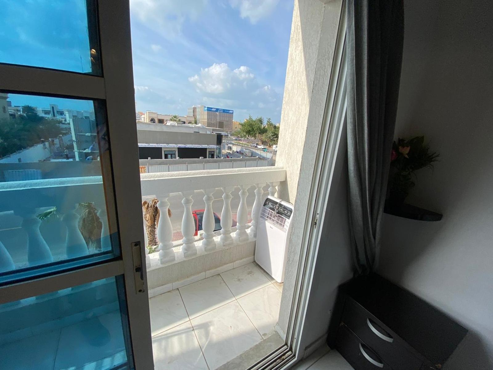 For Rent In Compound Housing Near Burj Alarab 125 *