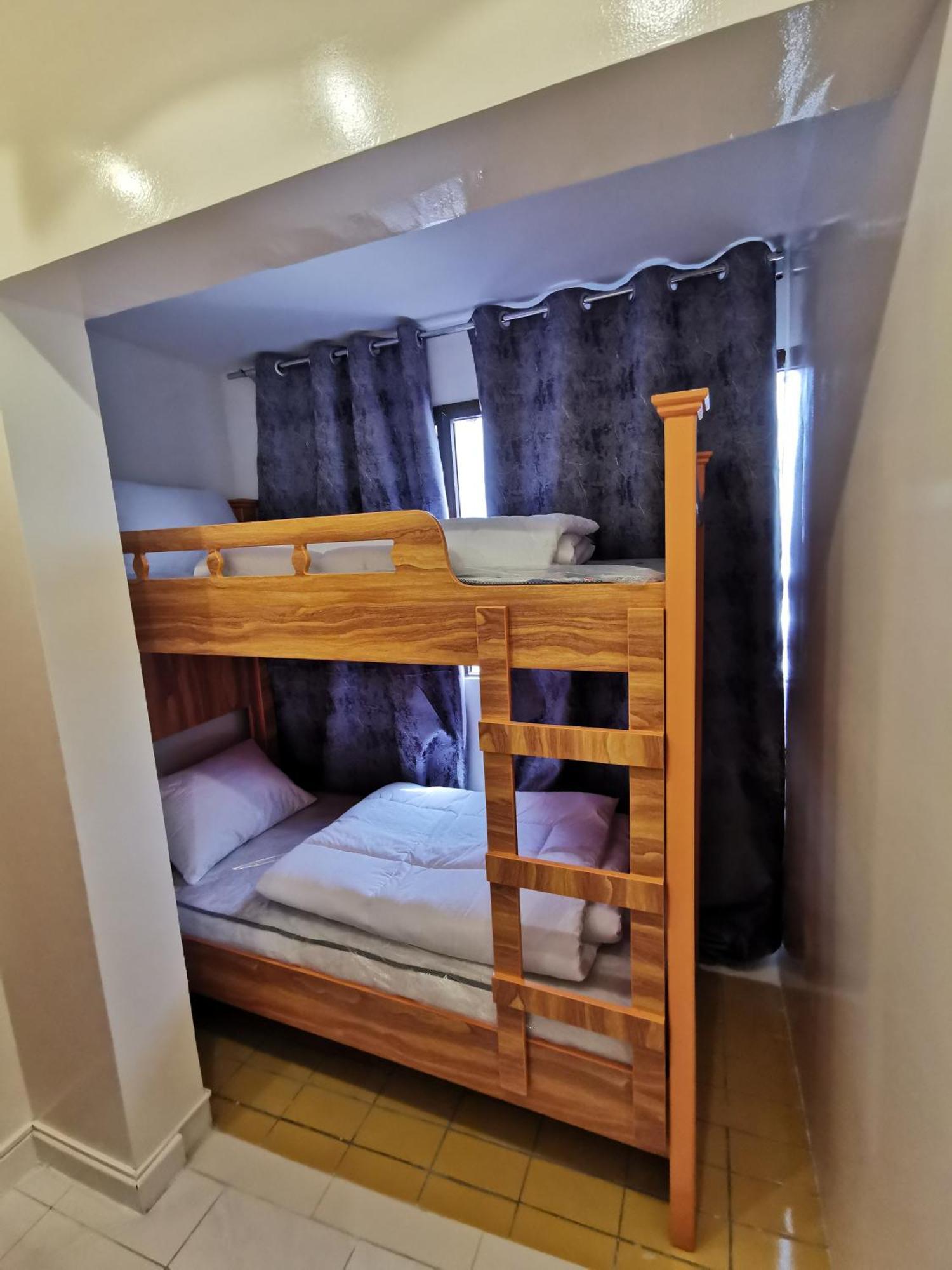 Hostel Cloud9 Premium *