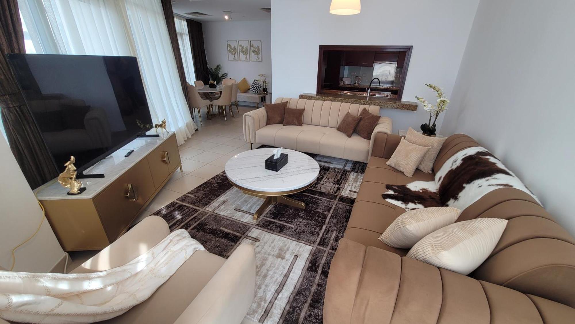 Apartment Downtown In