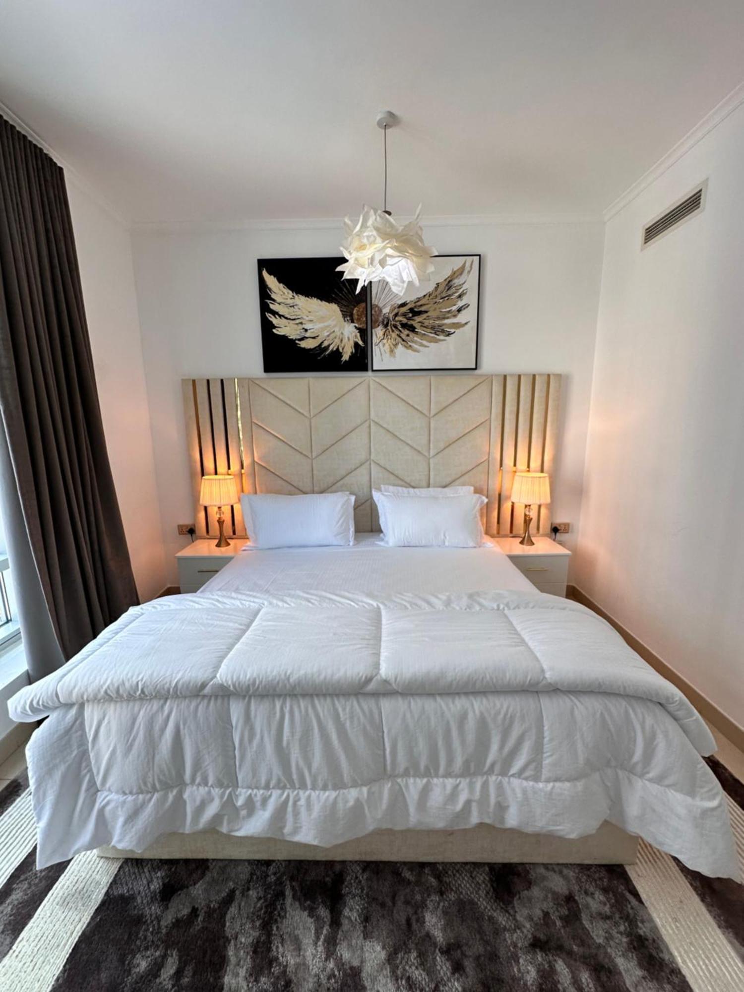 Downtown In Apartment Dubai