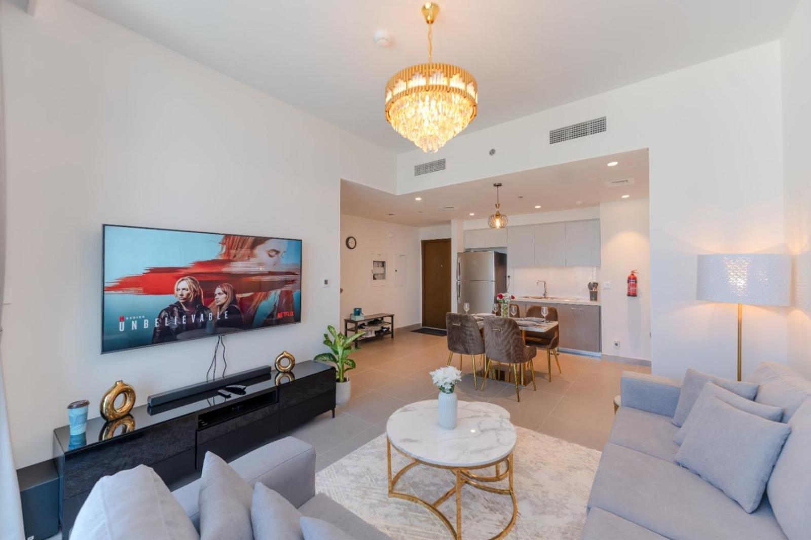 Charming In Downtown Just Steps From Burj Khalifa & Mall By Bhavan * Dubai