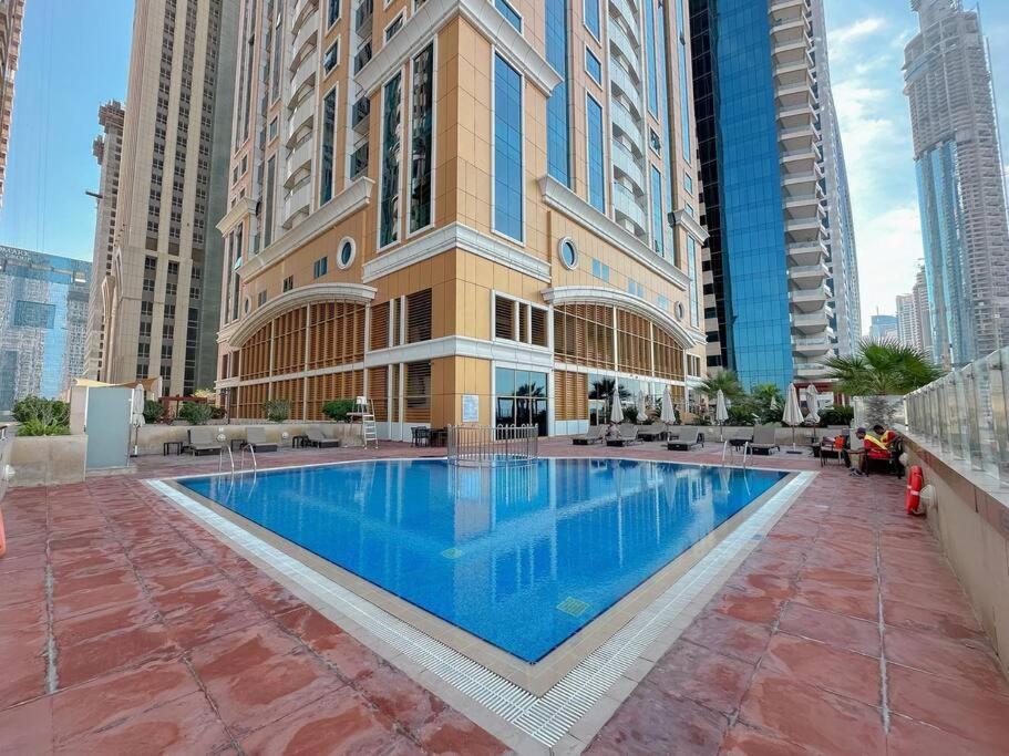 Apartment Vacation Destination *