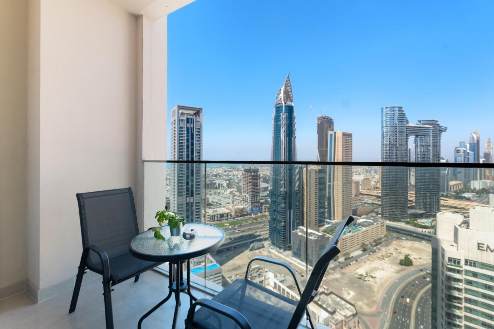 Charming In Downtown Just Steps From Burj Khalifa & Mall By Bhavan Dubai