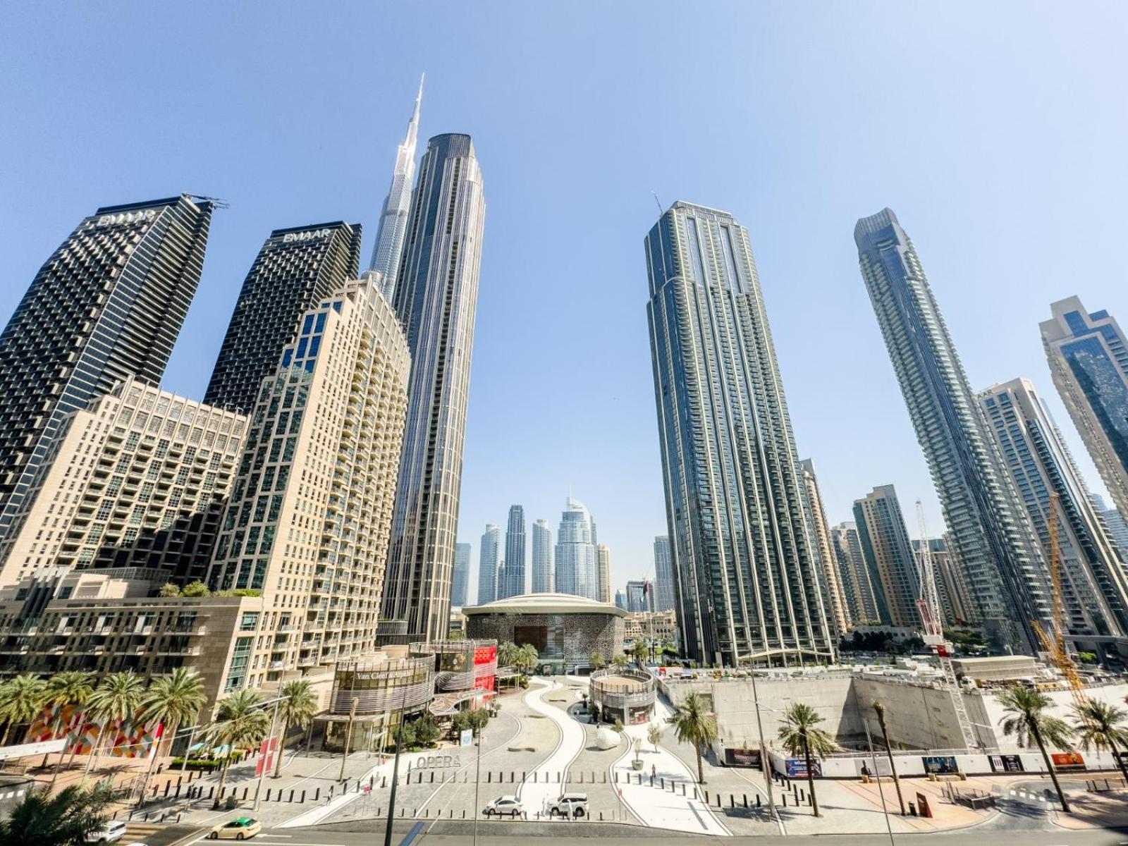 Charming In Downtown Just Steps From Burj Khalifa & Mall By Bhavan Apartment