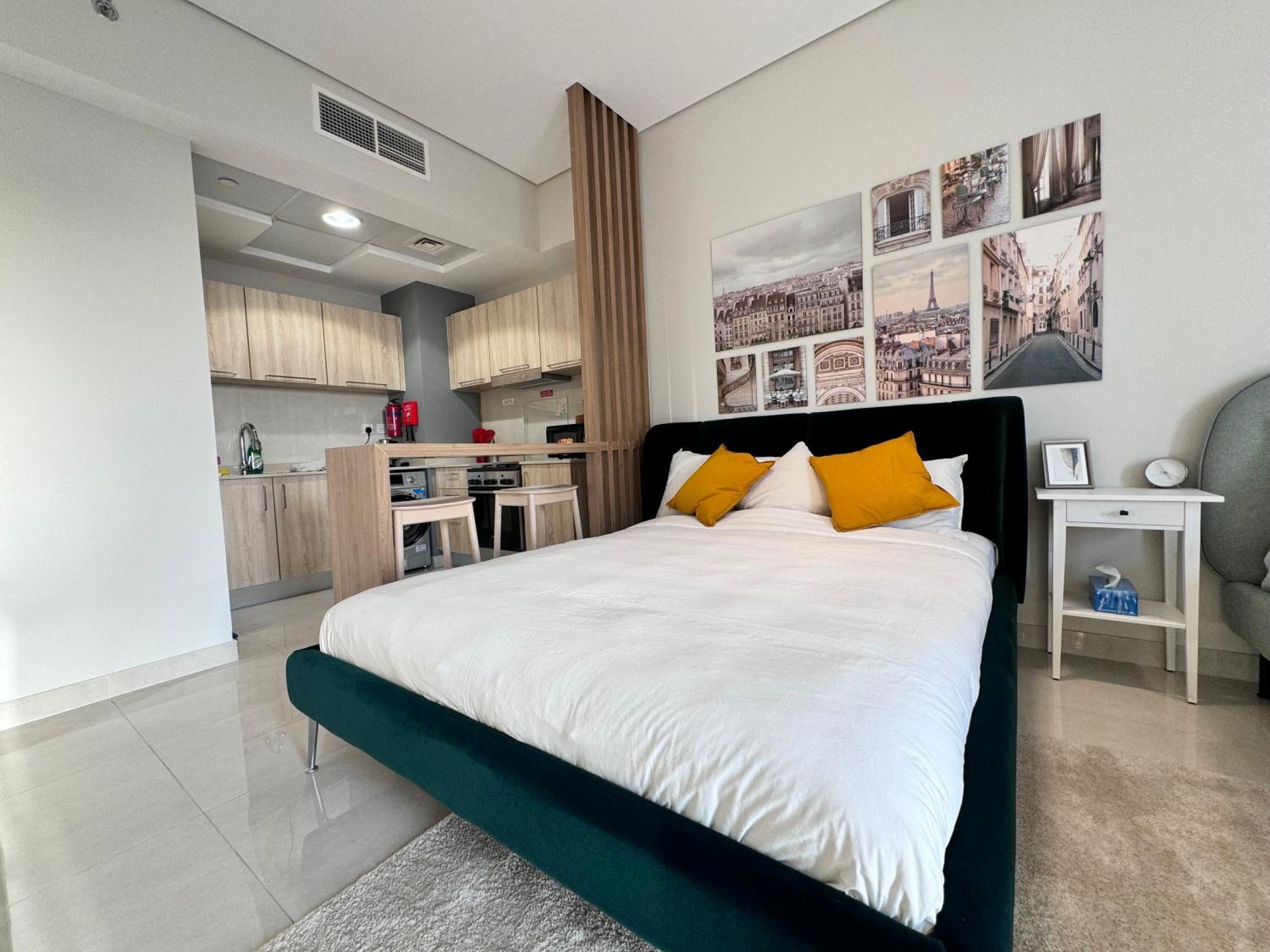 Cozy Spacious Ag Tower Business Bay, Apartment *
