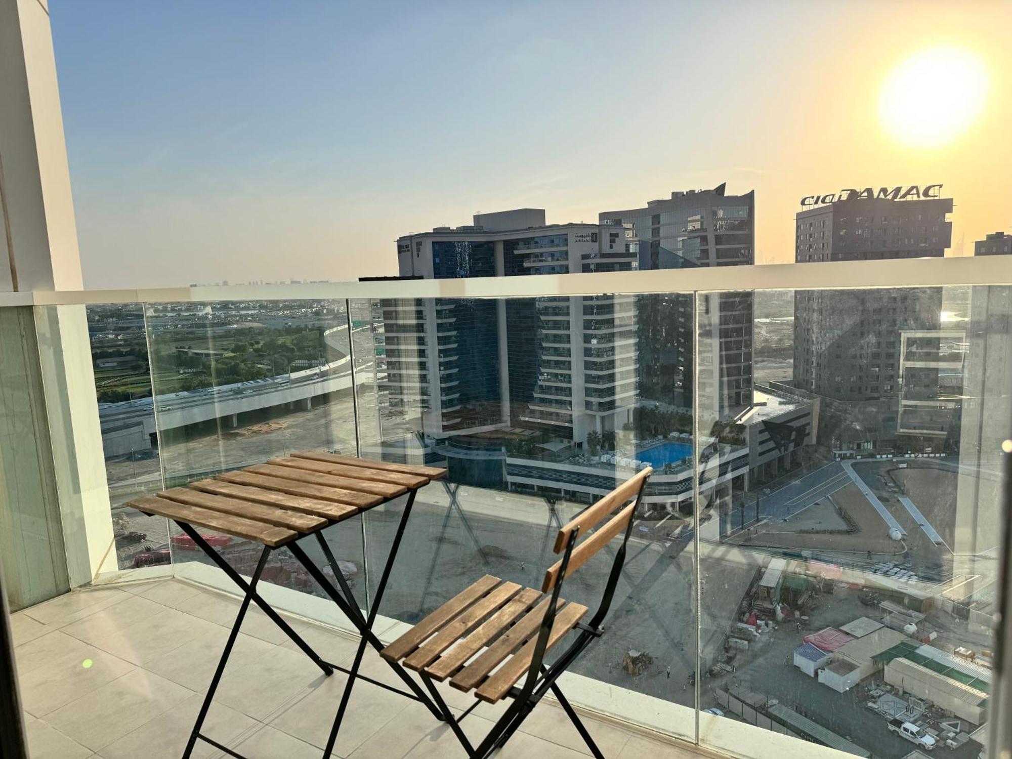 Apartment Cozy Spacious Ag Tower Business Bay, Dubai