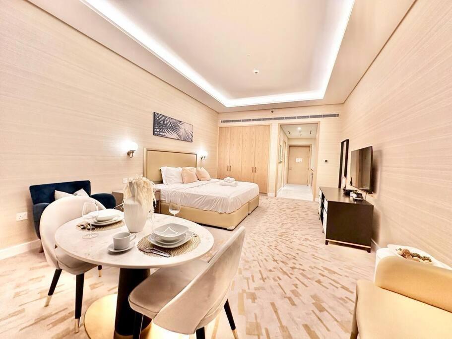 Luxury In High Floor Full Sea View In The Palm Tower Plam Jumeirah Apartment *