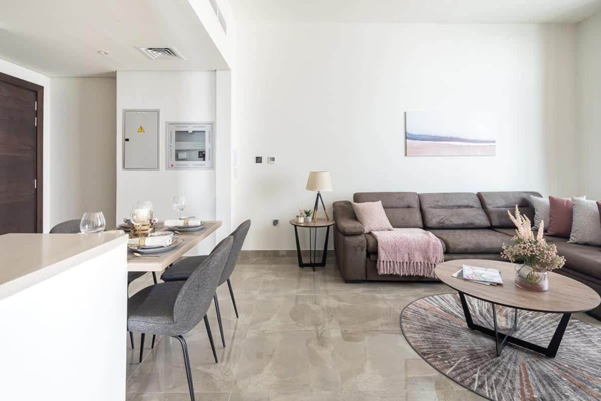 Frank Porter - Majestique 2 Apartment *