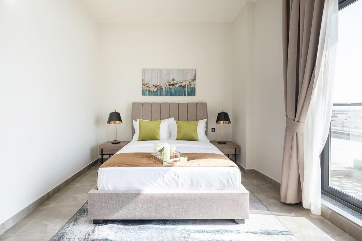 Frank Porter - Majestique 2 Apartment