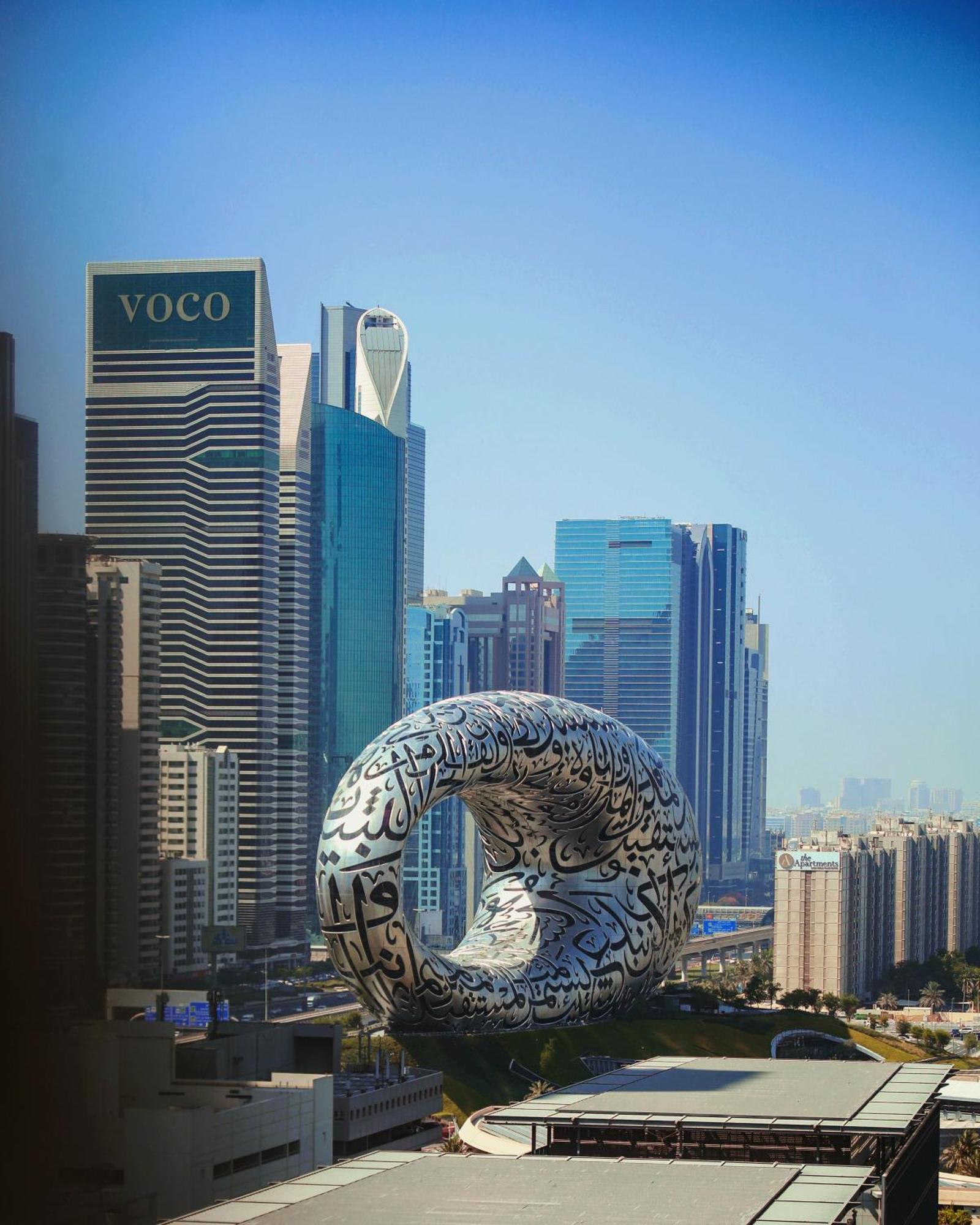 Ritz Carlton Difc Downtown Hotel 5*