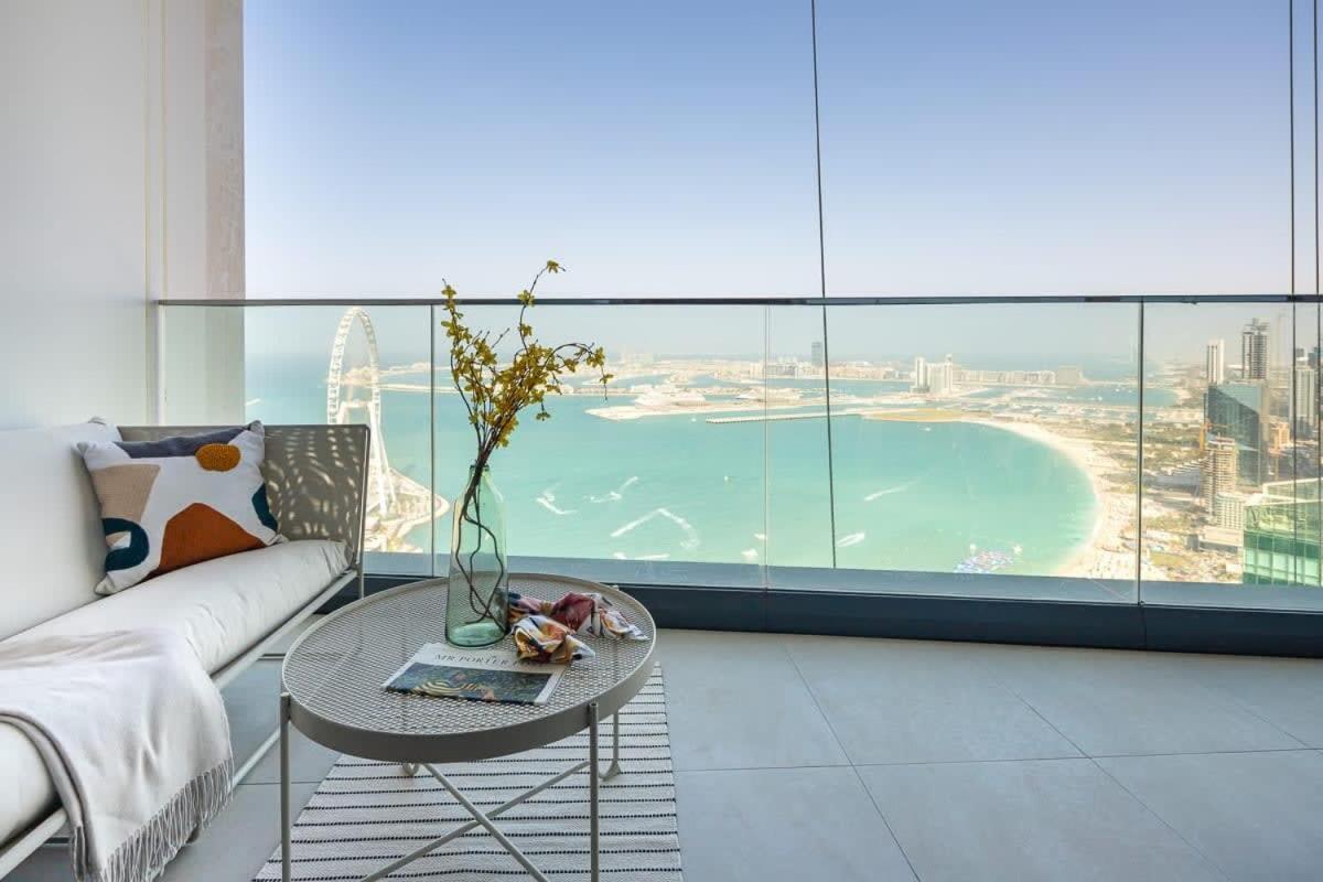 Frank Porter - The Address Jbr Apartment Dubai