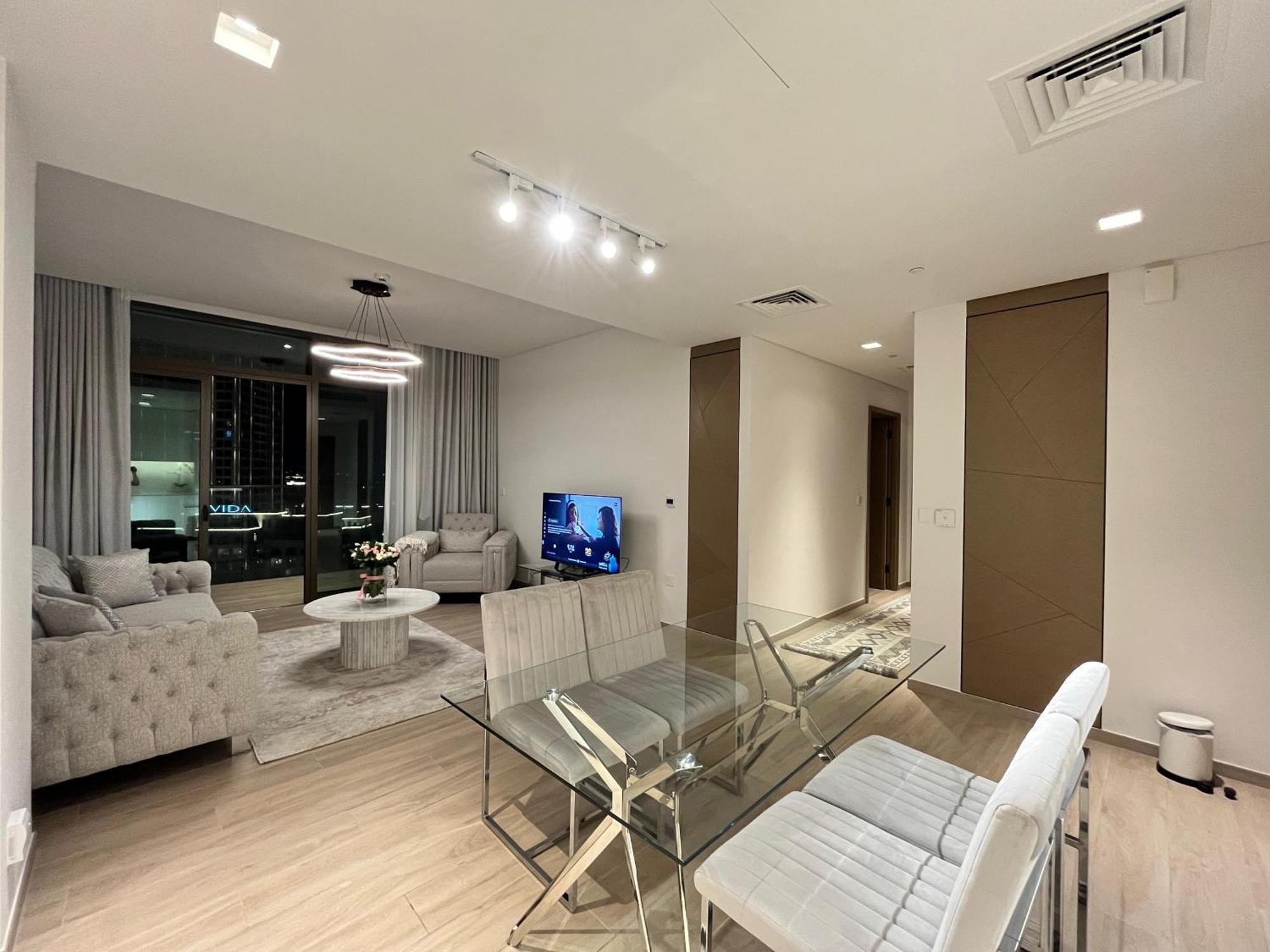 Palace Creek Harbour Residences Skyline Apartment *