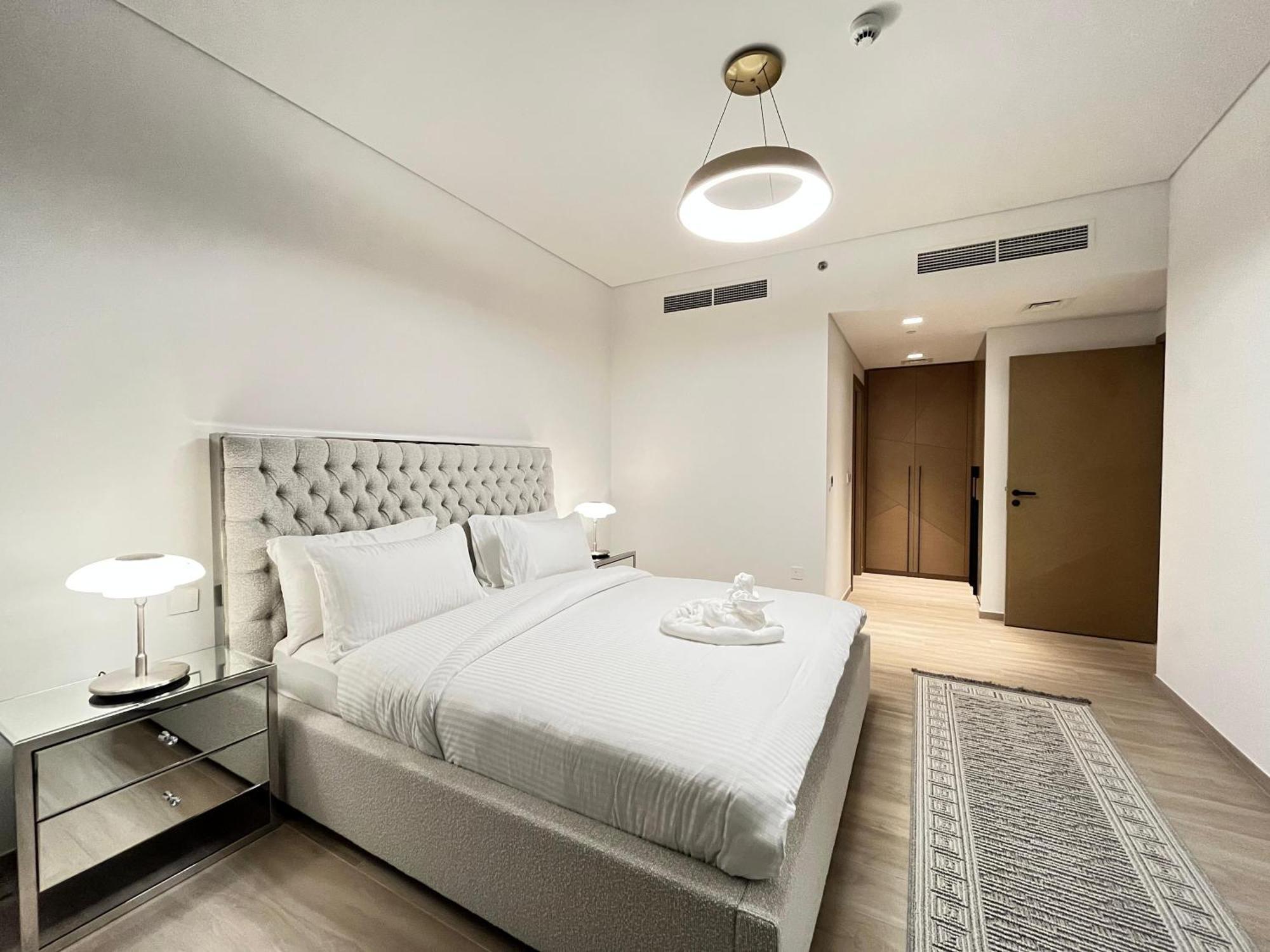 Palace Creek Harbour Residences Skyline Apartment Dubai