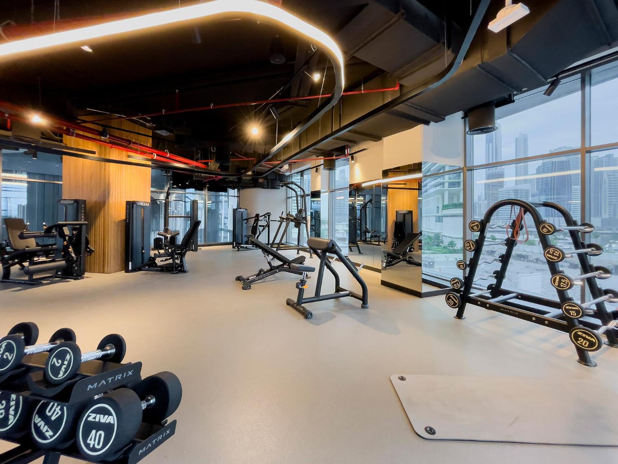 Luxe Waterfront In 15 Northside Business Bay * Dubai