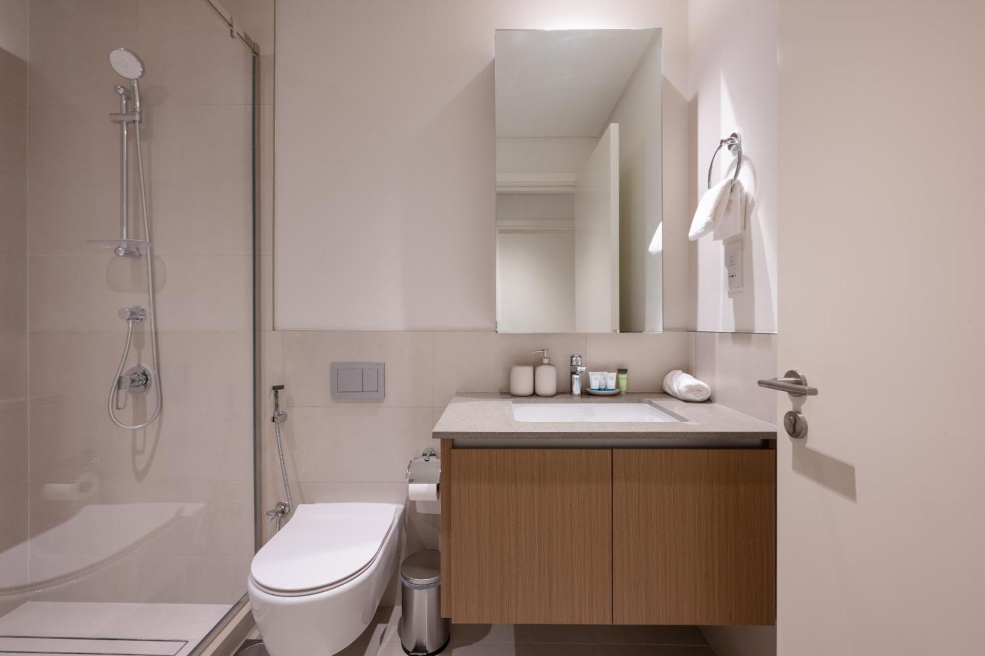 Cozy 1br In Creek Summer 3mins Walk To The - 508 Dubai