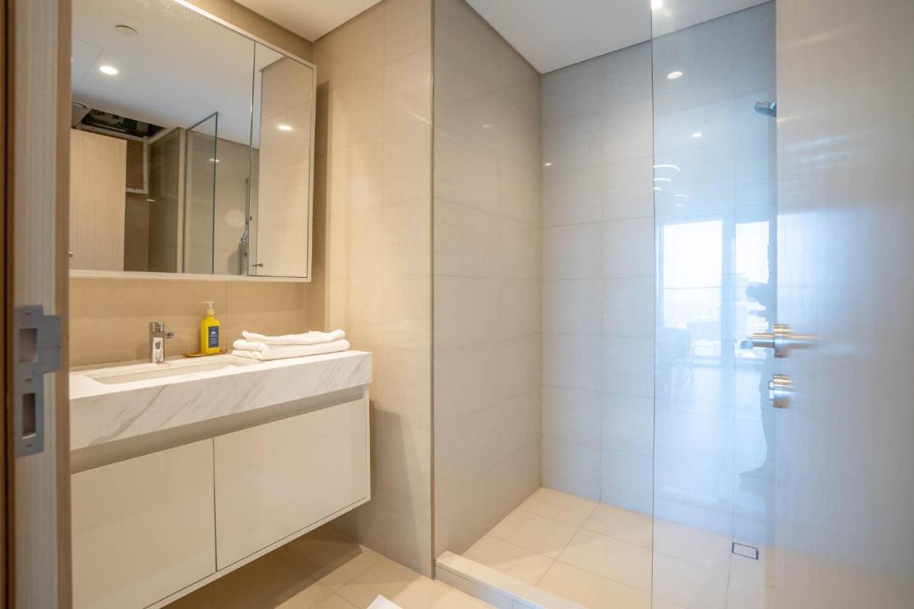 Burj Royale Downtown Apartment *
