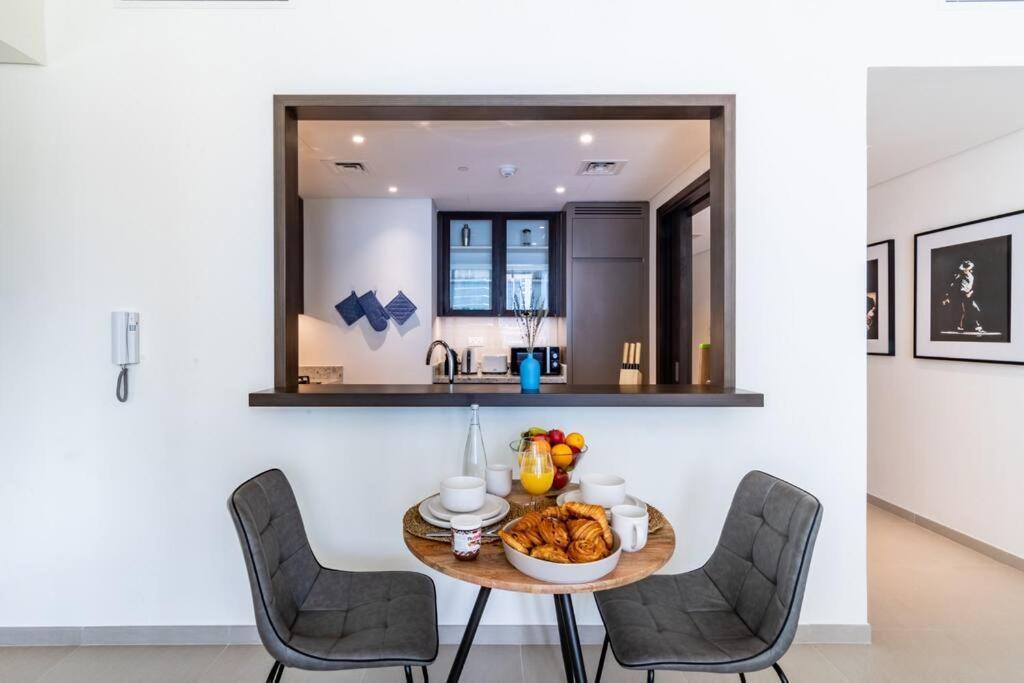 Apartment First Class 1br Newly Designed Dubai