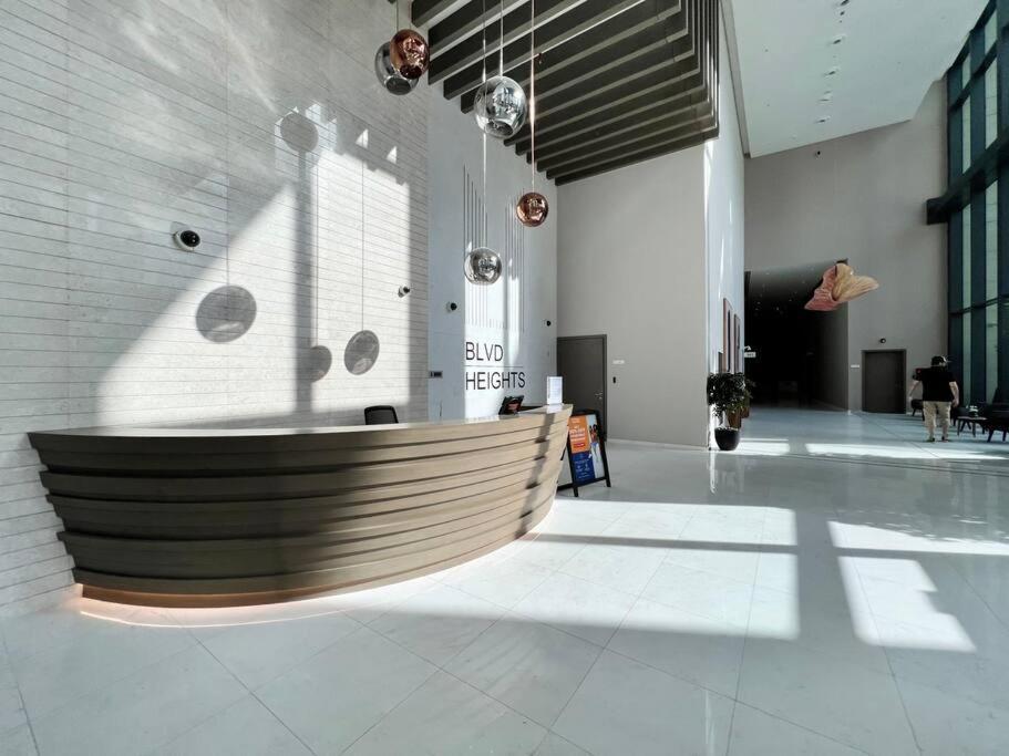 Apartment First Class 1br Newly Designed Dubai