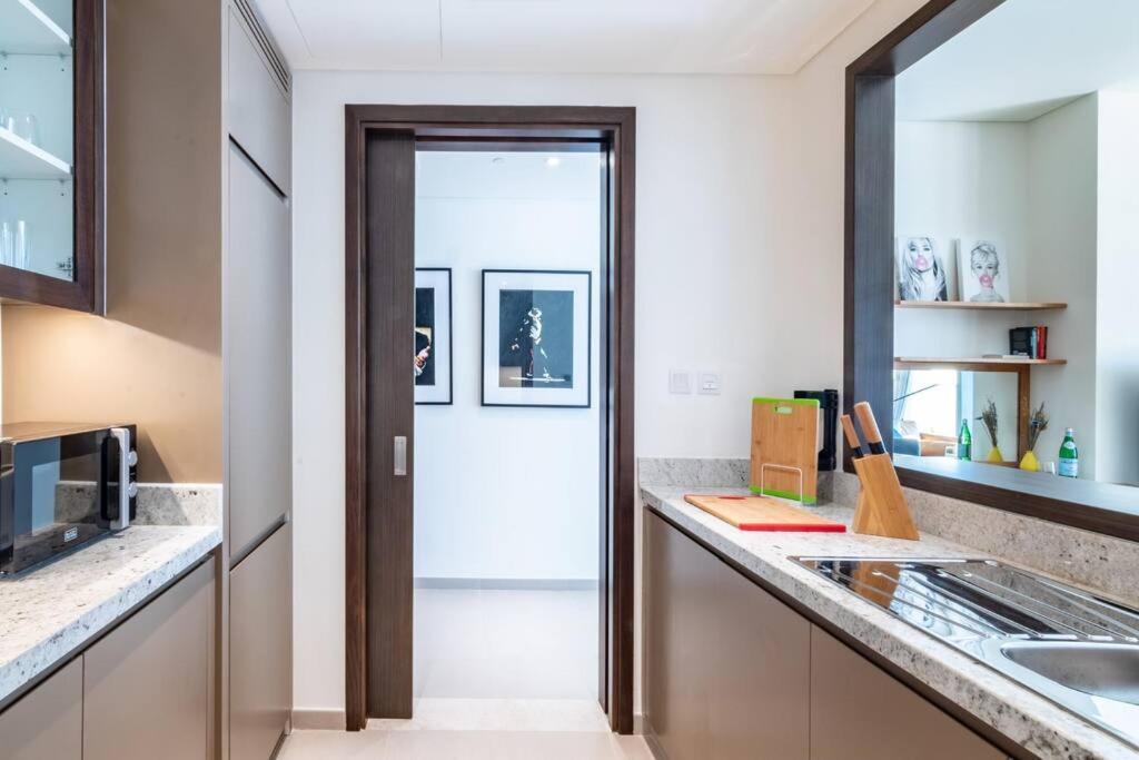 First Class 1br Newly Designed Apartment