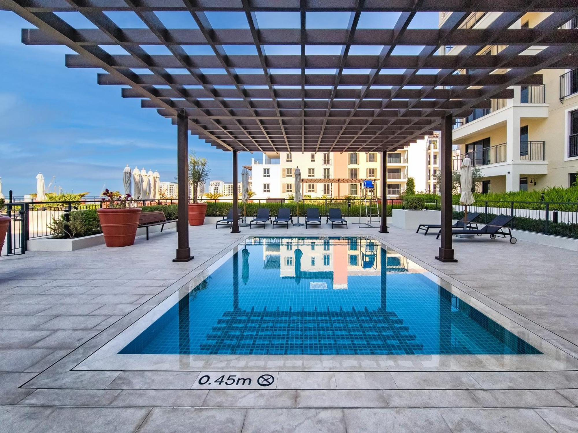 Splendid Brand New Near The Apartment Dubai