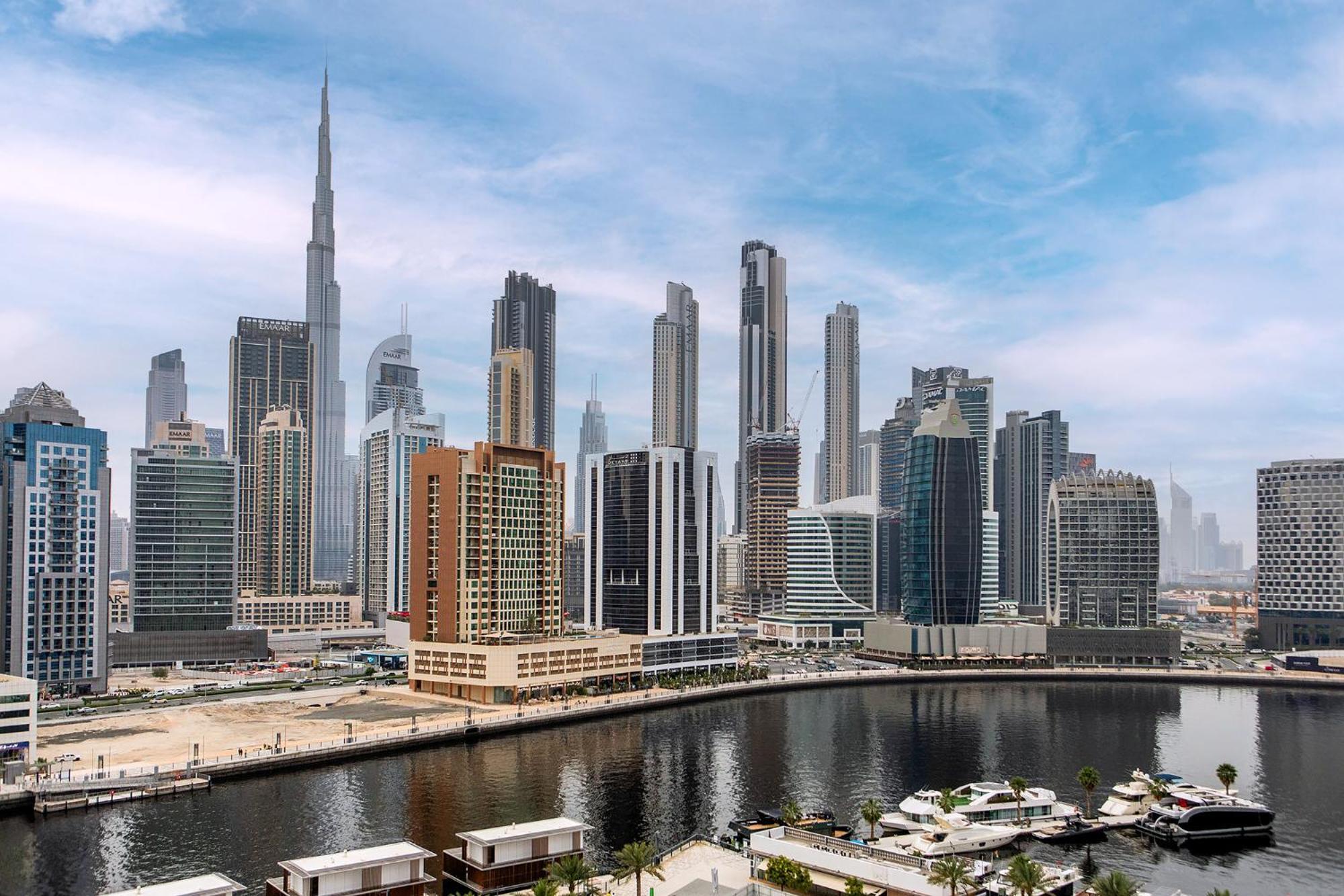Luxe Waterfront In 15 Northside Business Bay * Dubai