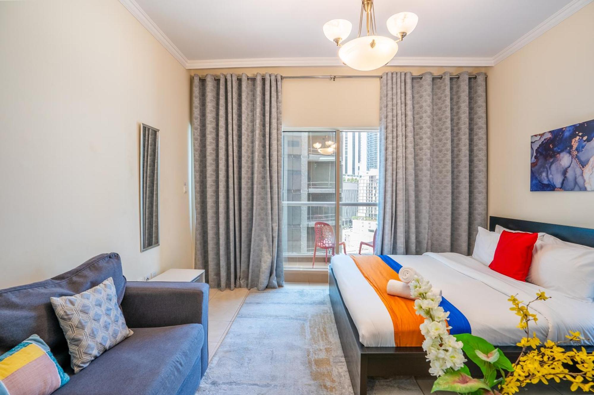 Rh- Perfect Downtown Getaway For Couple, Near Mall Apartment *