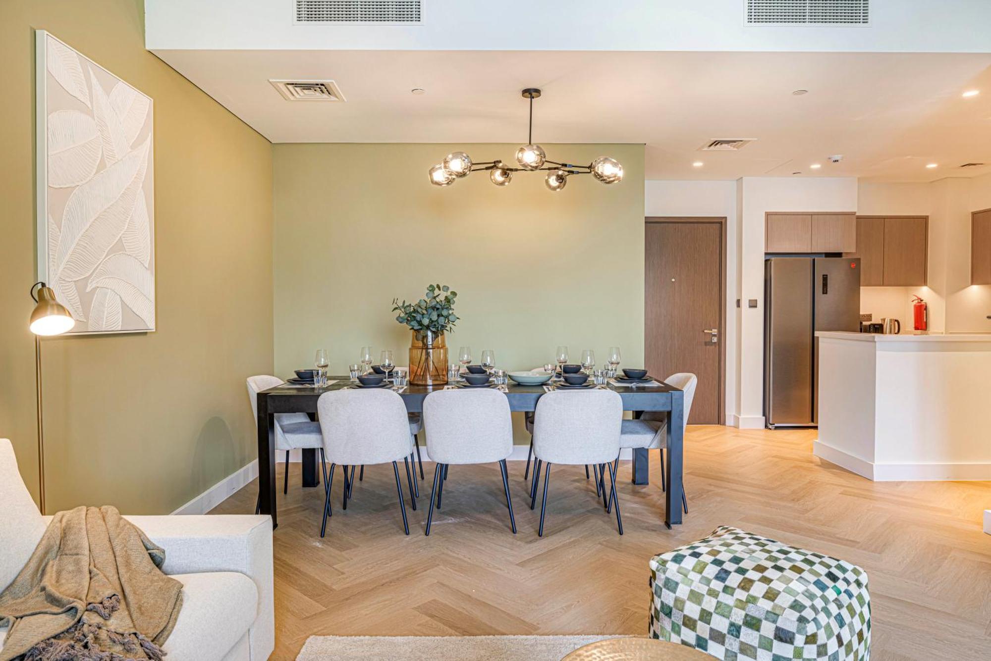 Daniels Luxe 3br Downtown With Skyline View Apartment