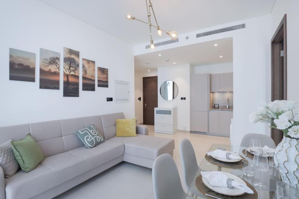 Stylish 2 Bedroom In Sobha Hartland * Dubai
