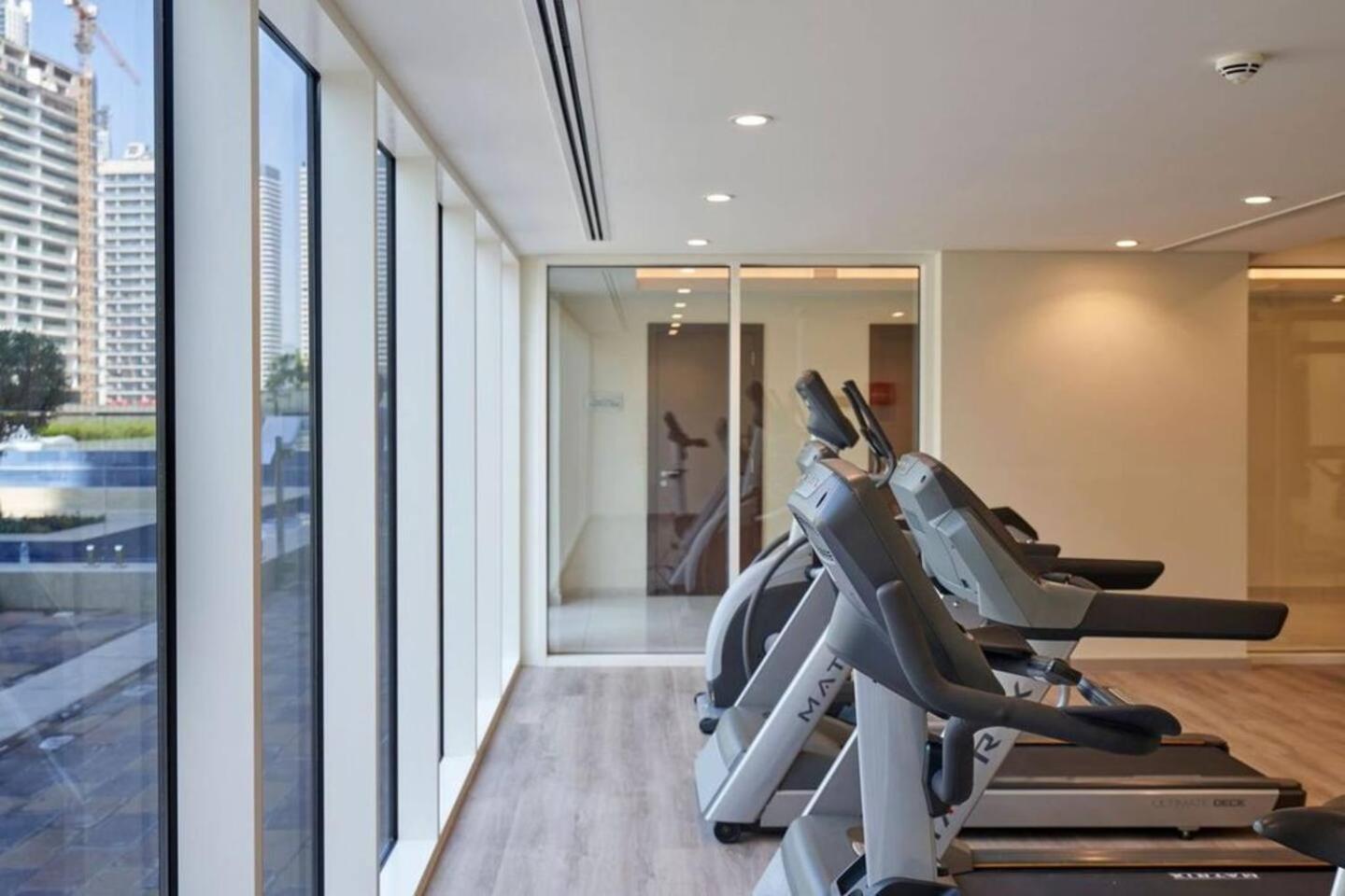Sophisticated Living 1br With Burj Khalifa View Dubai