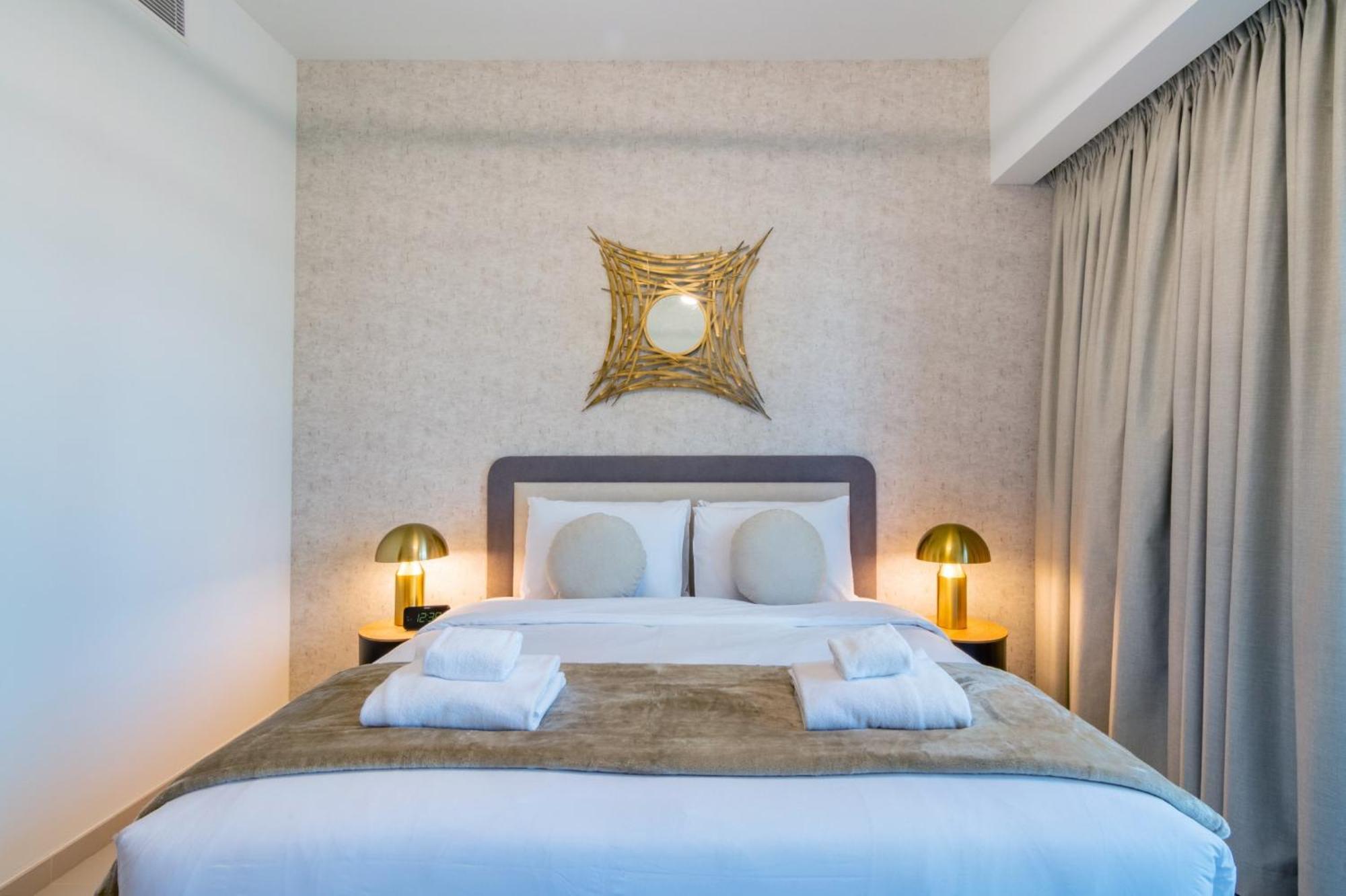 Amazing 2br Burj Kalifa View Apartment Dubai