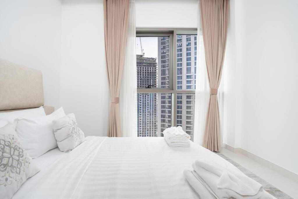 2bdr - Pool - Emaar - Creek Harbour *