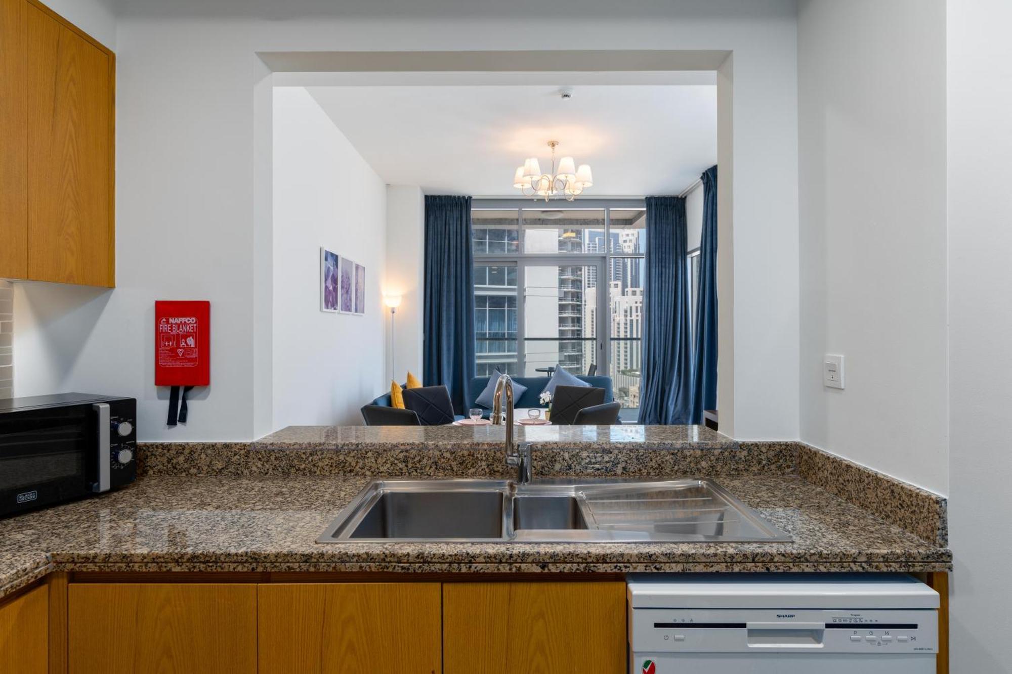 Lux Bnb Bellevue Tower Burj Khalifa Views Apartment