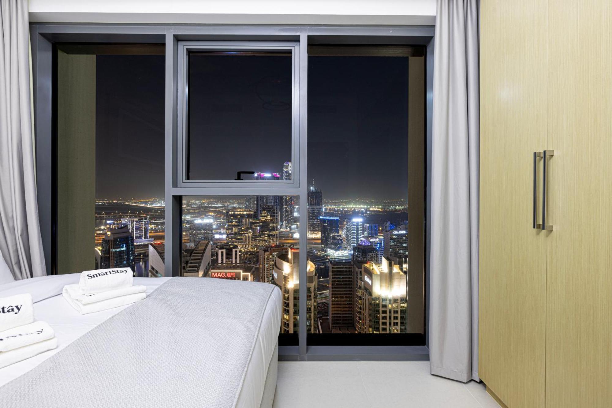 Apartment Smartstay At Burj Royale - Unique Downtown Views - Brand New Luxury