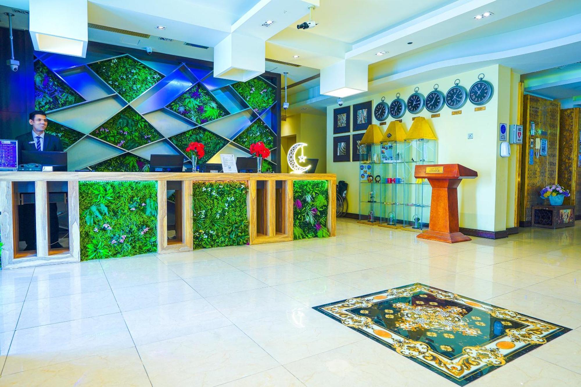 Palette Royal Reflections And 4* Dubai