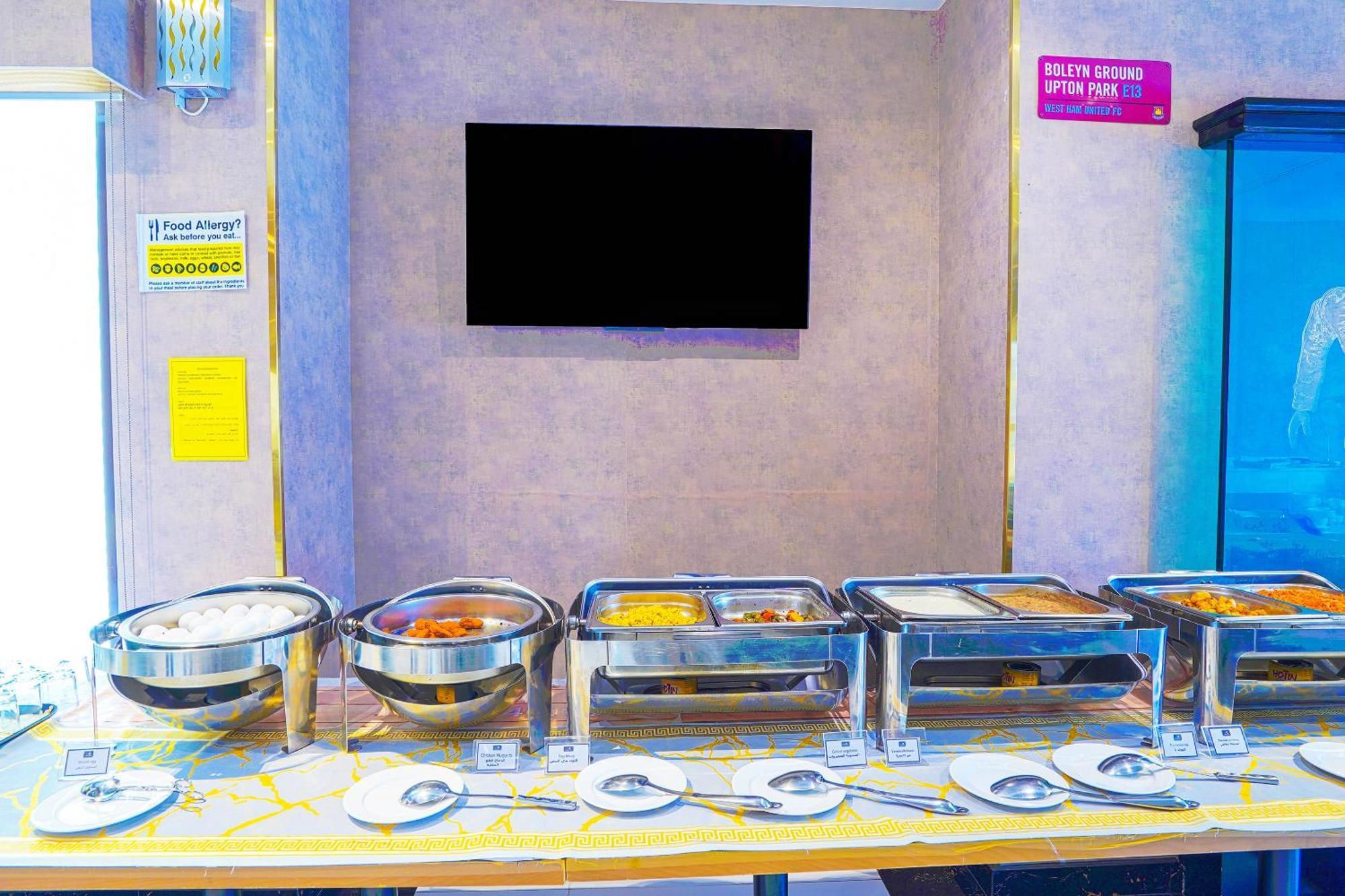 Hotel Palette Royal Reflections And