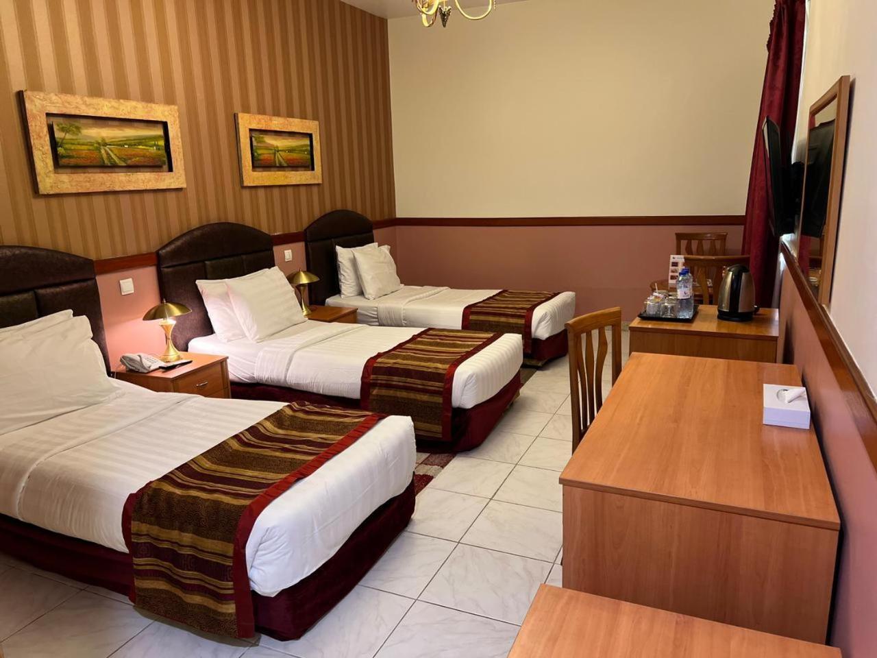 New California Hotel