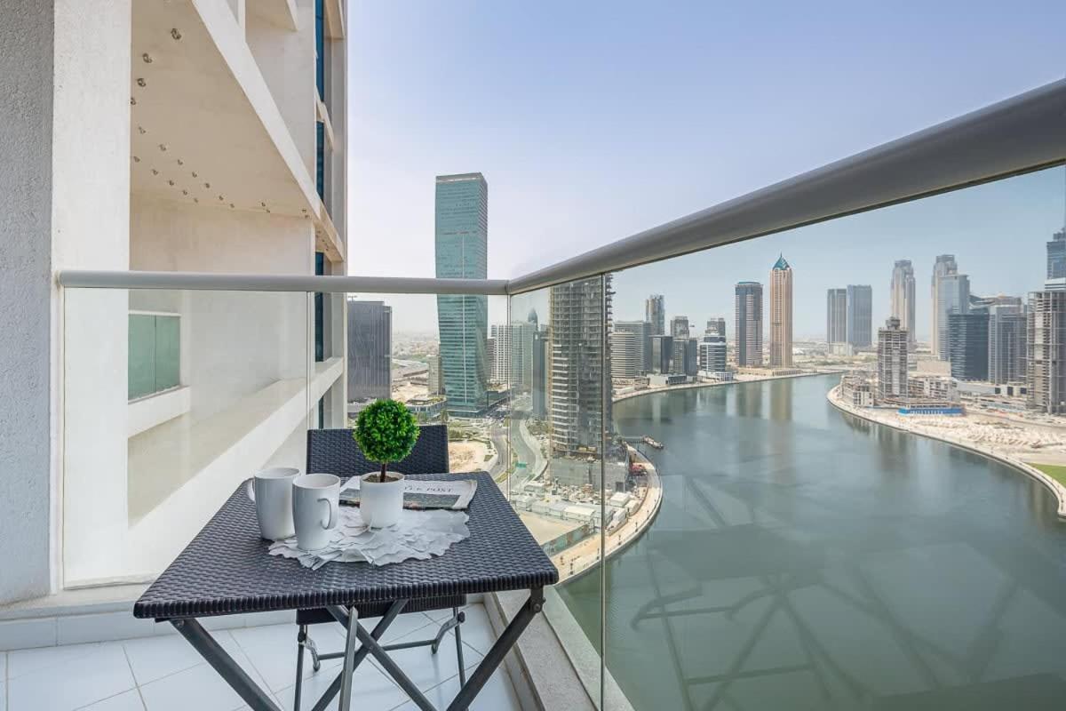 Frank Porter - Prive A * Dubai