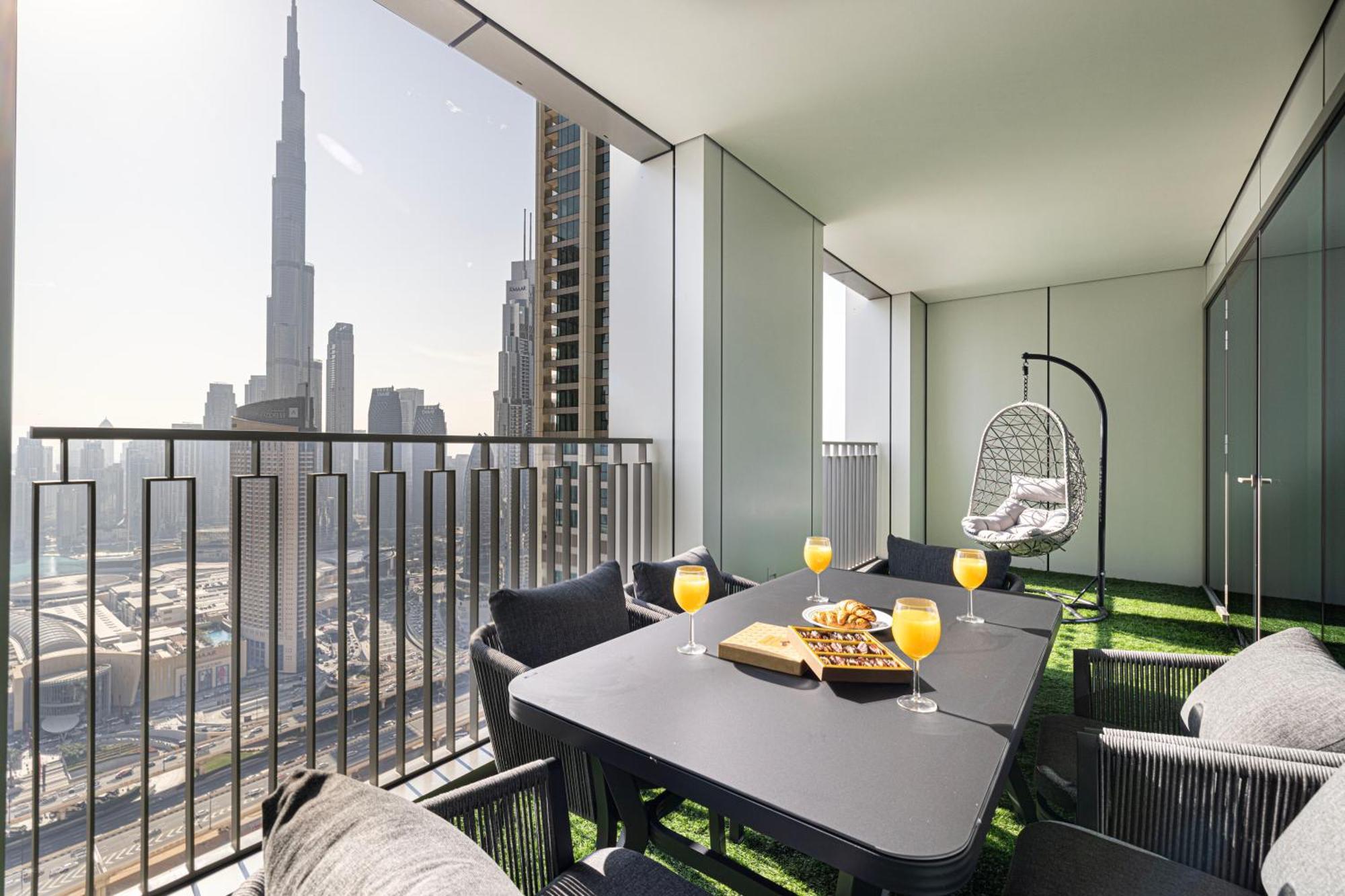 Smartstay At Downtown Views - Burj Khalifa View - Brand New Luxury * Dubai