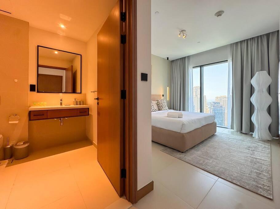 Apartment Wow! 3br In Vida Marina With Marina View Dubai