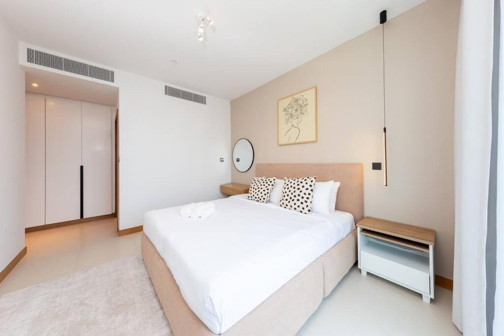 Wow! 3br In Vida Marina With Marina View Apartment *
