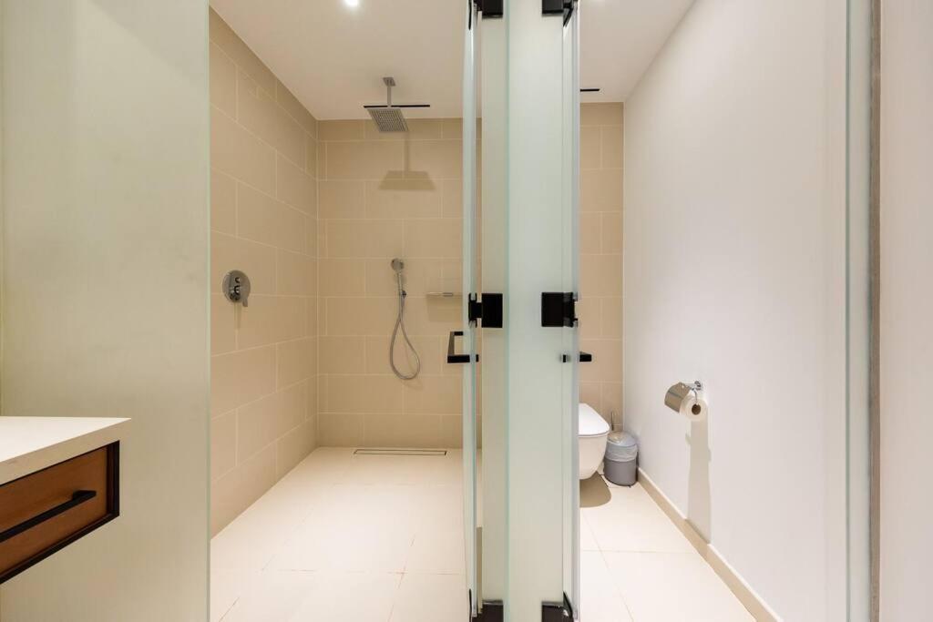 Wow! 3br In Vida Marina With Marina View Dubai