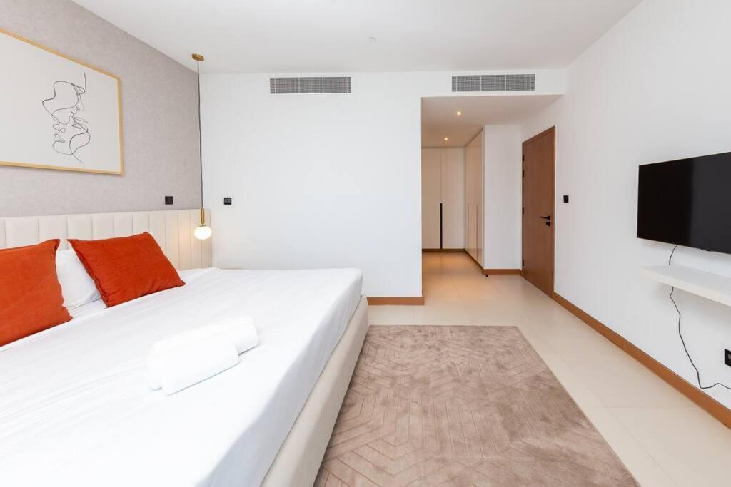Apartment Wow! 3br In Vida Marina With Marina View