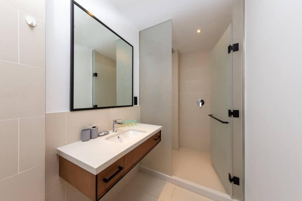 Wow! 3br In Vida Marina With Marina View Apartment Dubai