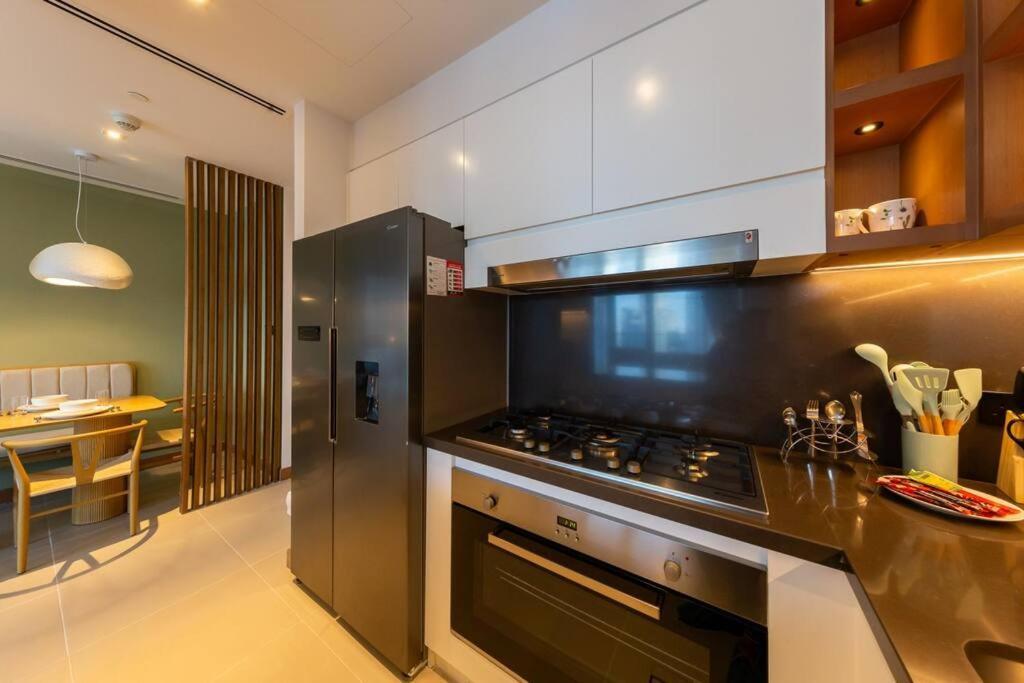 Wow! 3br In Vida Marina With Marina View Apartment