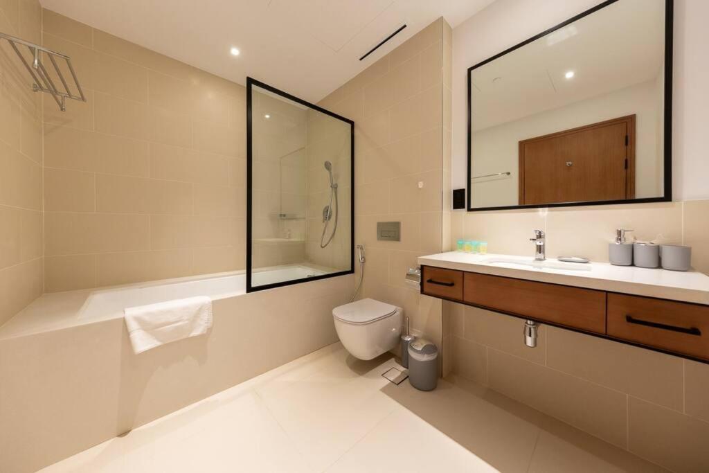 Apartment Wow! 3br In Vida Marina With Marina View Dubai