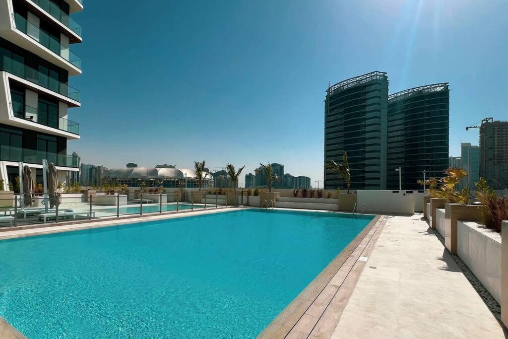 Apartment Fully Furnished Luxe 1br In Jvc