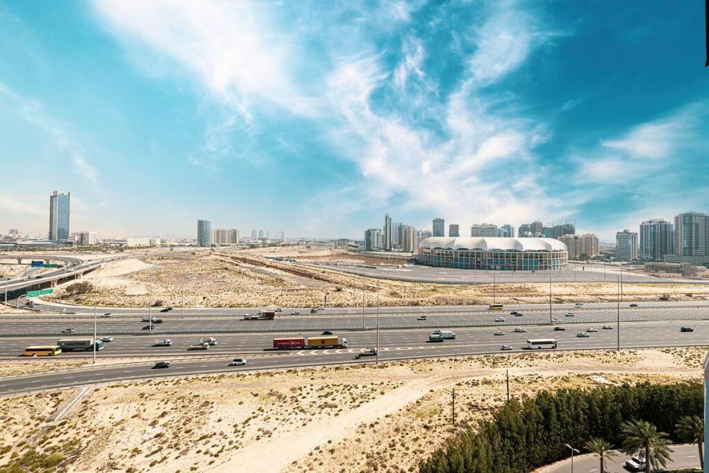 Apartment Fully Furnished Luxe 1br In Jvc *