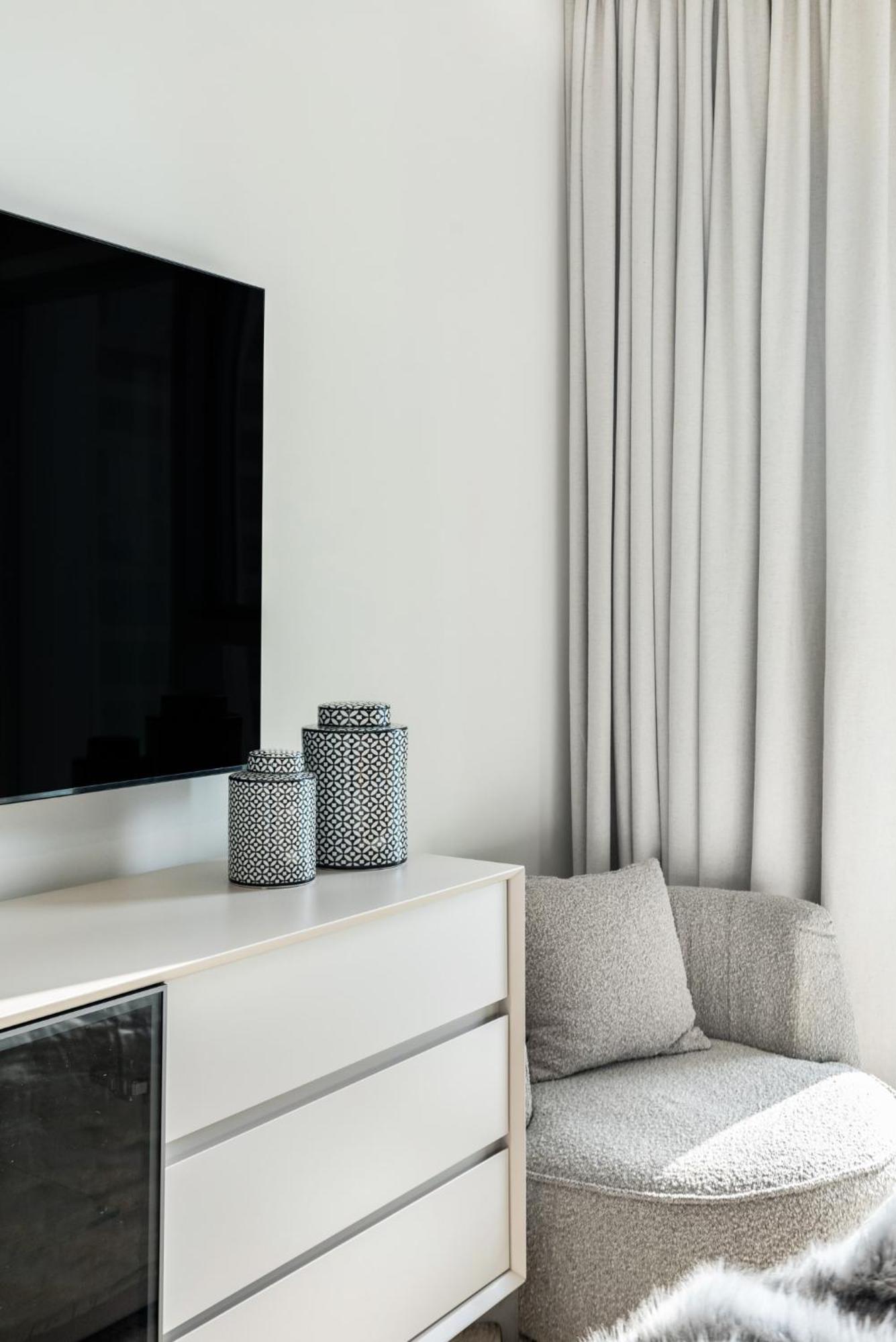 The Smart Concierge - Downtown Views 2 Dubai