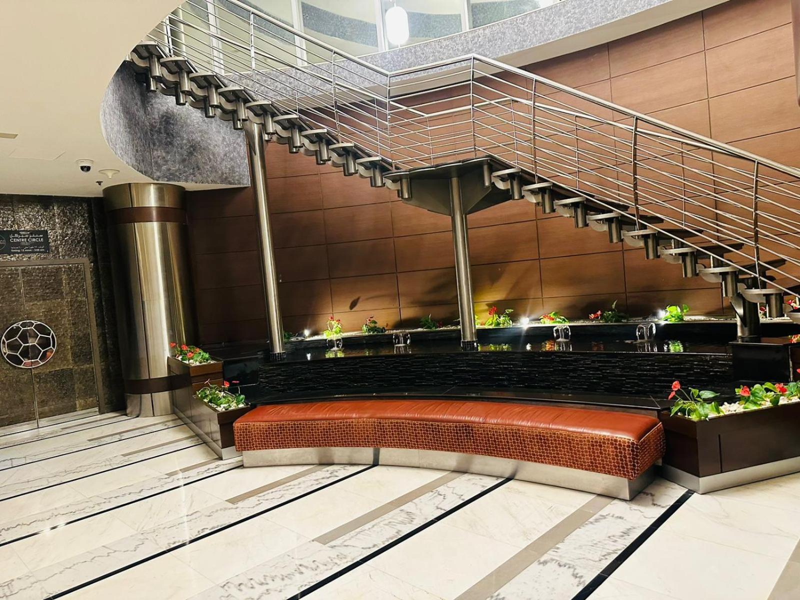 Hotel Montreal Barsha 4*